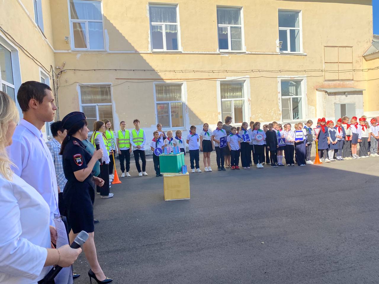 В школе  №51 Северского района провели мероприятие «Безопасная дорога жизни».