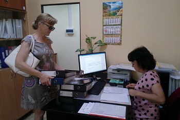 Проводится плановая  проверка исполнения законодательства Российской Федерации и иных нормативно-правовых  актов Российской  Федерации  при  размещении заказов  на  поставки товаров, выполнение работ, оказания  услуг МБОУ СОШ № 49 ст-цы Смоленской